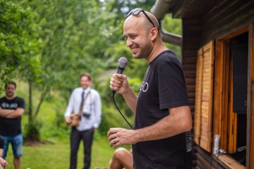 Šéf sprievodcov George prešiel okolo sveta už zoár razy. Je zároveň managerom šťastia