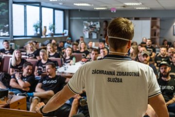 Každoročne do školení sprievodcov zaraďujeme do programu i základy prvej pomoci